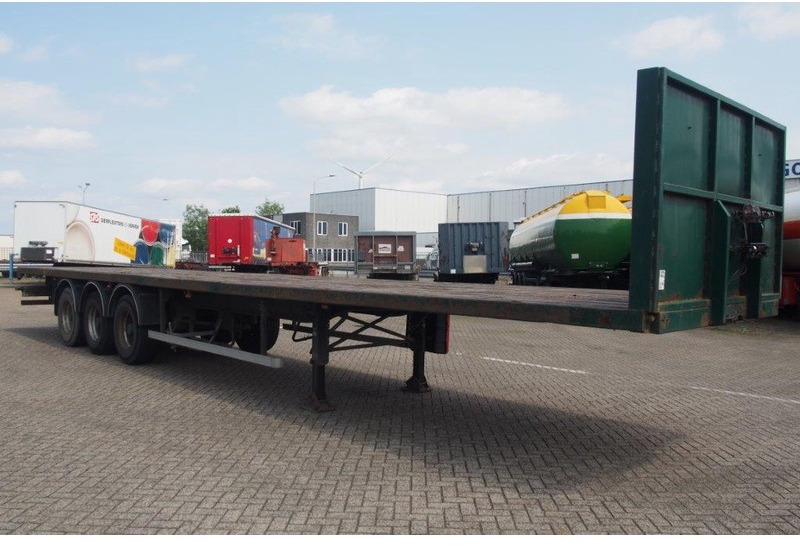 Fruehauf Plateau* - نصف مقطورة مسطحة: صورة 4 Fruehauf Plateau* - نصف مقطورة مسطحة: صورة 4