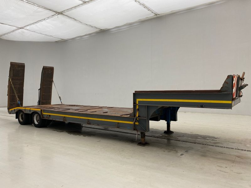 GHEYSEN & VERPOORT Low bed trailer - عربة منخفضة مسطحة نصف مقطورة: صورة 3 GHEYSEN & VERPOORT Low bed trailer - عربة منخفضة مسطحة نصف مقطورة: صورة 3