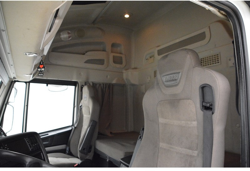 وحدة جر Iveco Stralis AS440S40 LNG Natural Power: صورة 8