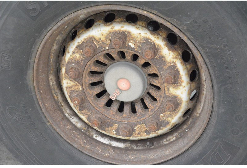 نصف مقطورة لنقل الحاويات Krone Polyvalent skelet 20-30-40-45 ft: صورة 8