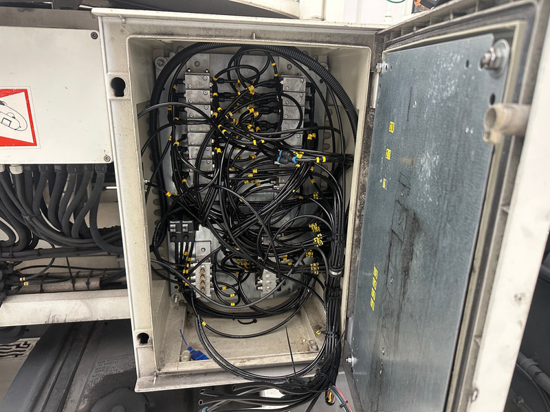 MAN 8.140 - شاحنة هيكل كابينة: صورة 5 MAN 8.140 - شاحنة هيكل كابينة: صورة 5