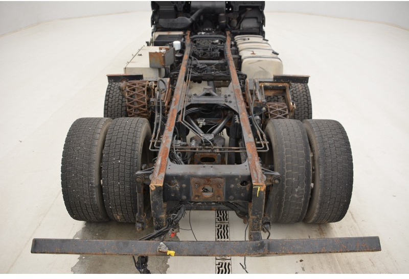 MAN TGA 28.530 - 6x2 - شاحنة هيكل كابينة: صورة 5 MAN TGA 28.530 - 6x2 - شاحنة هيكل كابينة: صورة 5