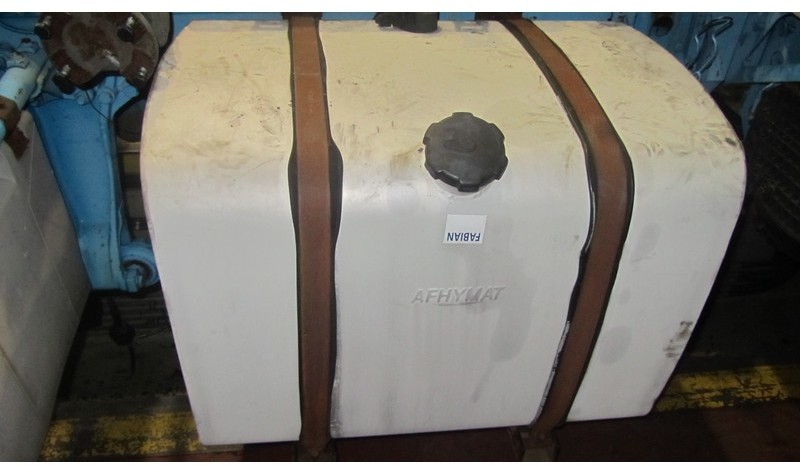 Mercedes-Benz A9424701301 A9424701301 - خزان الوقود: صورة 1 Mercedes-Benz A9424701301 A9424701301 - خزان الوقود: صورة 1