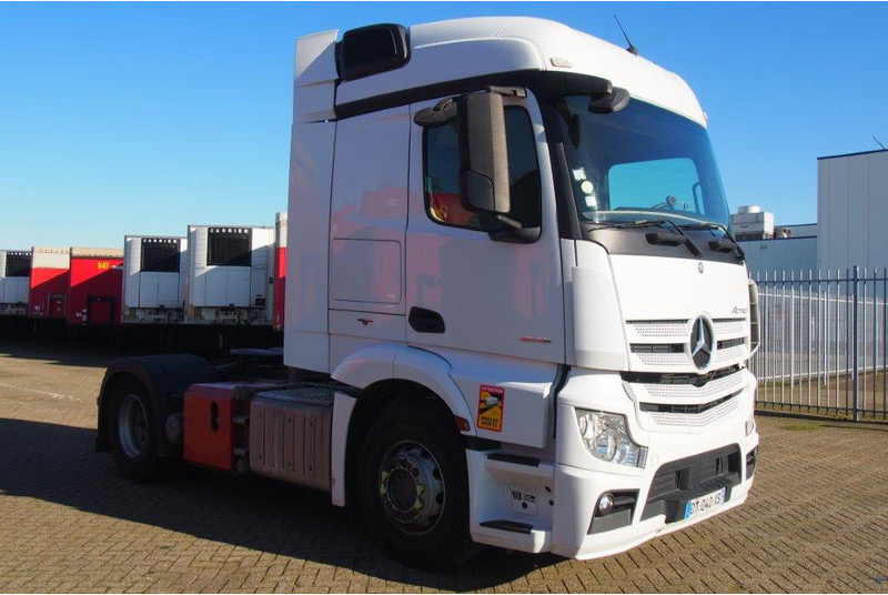 Mercedes-Benz Actros 1845LS "2016" - وحدة جر: صورة 3 Mercedes-Benz Actros 1845LS "2016" - وحدة جر: صورة 3
