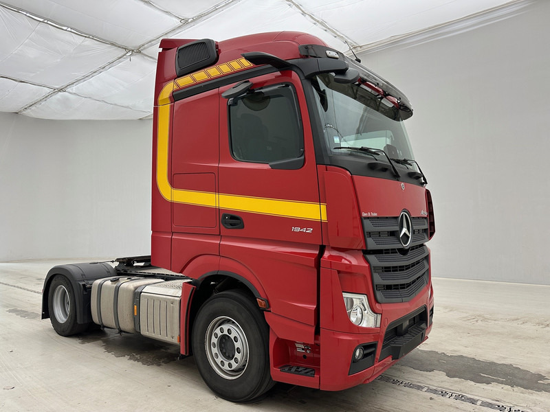 Mercedes-Benz Actros 1942 BigSpace - وحدة جر: صورة 3 Mercedes-Benz Actros 1942 BigSpace - وحدة جر: صورة 3