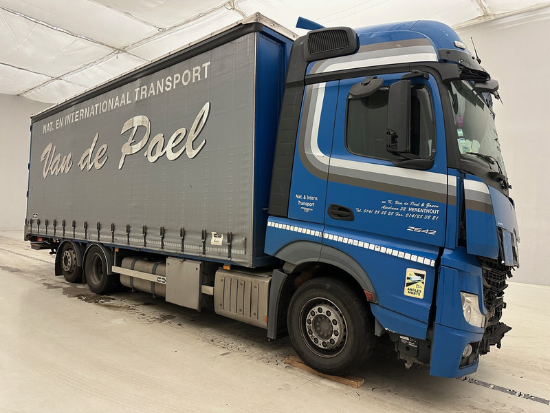 Mercedes-Benz Actros 2642 - 6x2 - شاحنة ستارة: صورة 3 Mercedes-Benz Actros 2642 - 6x2 - شاحنة ستارة: صورة 3