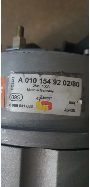 Mercedes-Benz Aternator 0101549202 - المحرك و قطع الغيار: صورة 2 Mercedes-Benz Aternator 0101549202 - المحرك و قطع الغيار: صورة 2