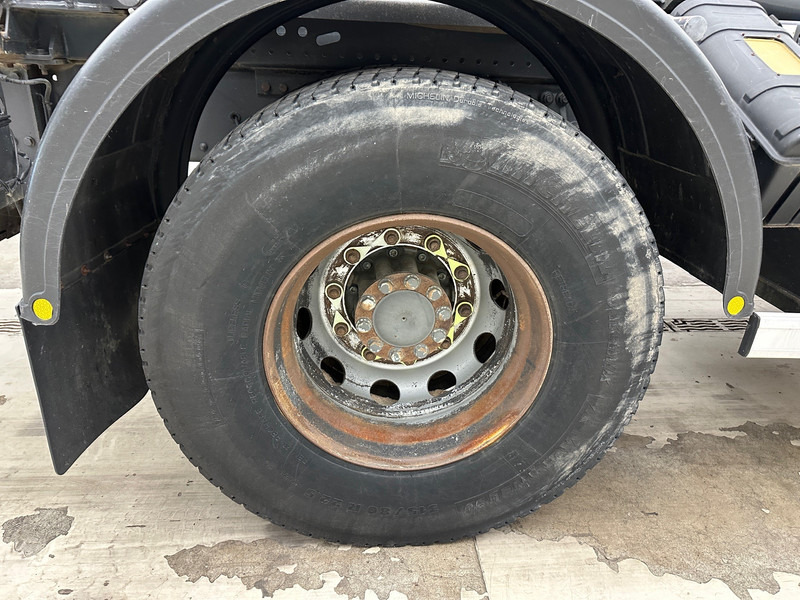 Mercedes-Benz Axor 1824 - شاحنة ذات خطاف, شاحنة كرين: صورة 5 Mercedes-Benz Axor 1824 - شاحنة ذات خطاف, شاحنة كرين: صورة 5