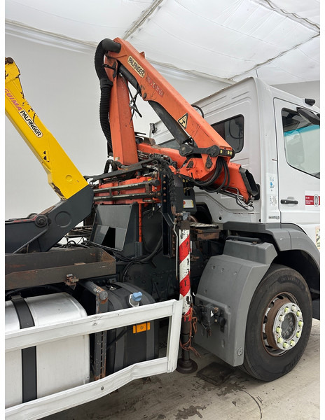Mercedes-Benz Axor 1824 - شاحنة ذات خطاف, شاحنة كرين: صورة 5 Mercedes-Benz Axor 1824 - شاحنة ذات خطاف, شاحنة كرين: صورة 5