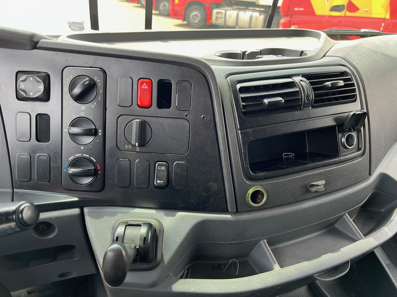 شاحنة ستارة Mercedes-Benz Axor 1828: صورة 12