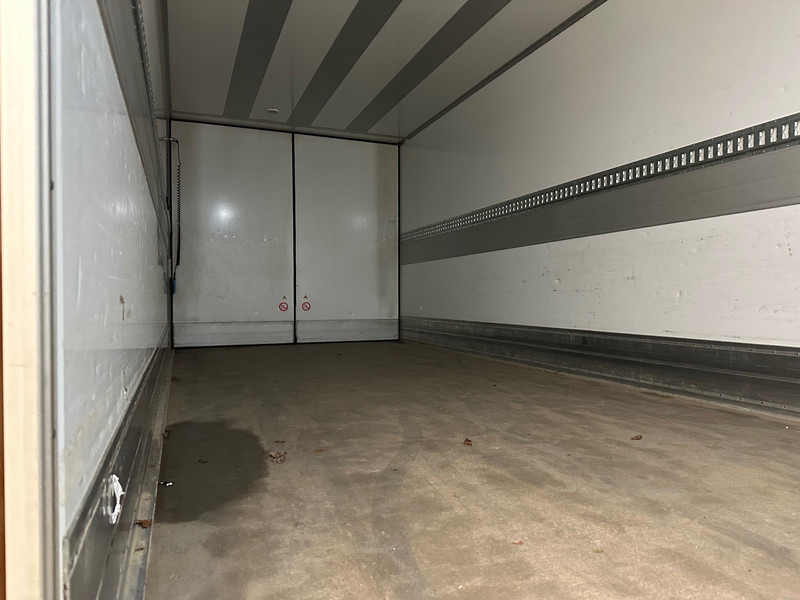 شاحنة الفريزر Renault D12.210*: صورة 13