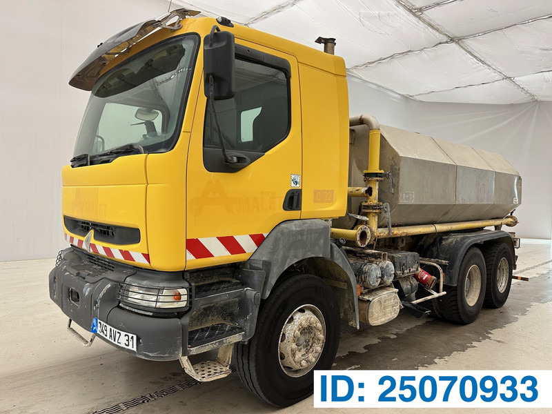 Renault Kerax 320 DCi - 6x4 - شاحنة صهريج: صورة 1 Renault Kerax 320 DCi - 6x4 - شاحنة صهريج: صورة 1