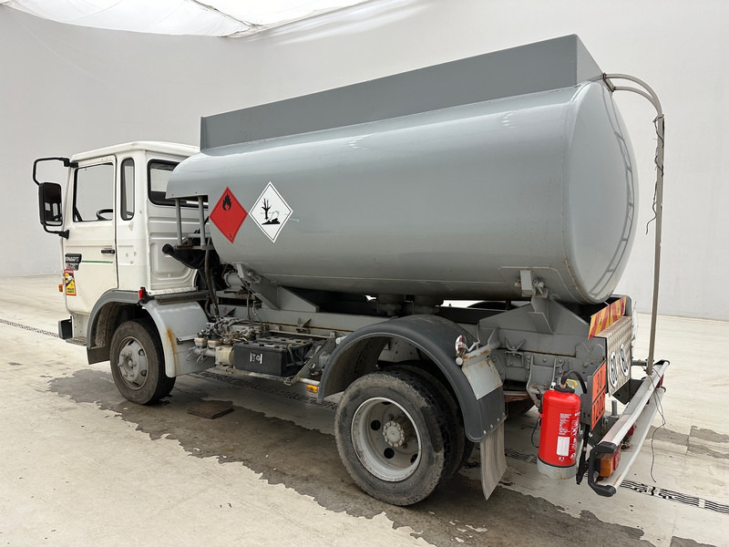 شاحنة صهريج Renault Midliner S120: صورة 7 شاحنة صهريج Renault Midliner S120: صورة 7