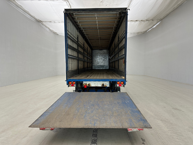 Renders Tautliner X-steering - نصف مقطورة ستارة: صورة 5 Renders Tautliner X-steering - نصف مقطورة ستارة: صورة 5