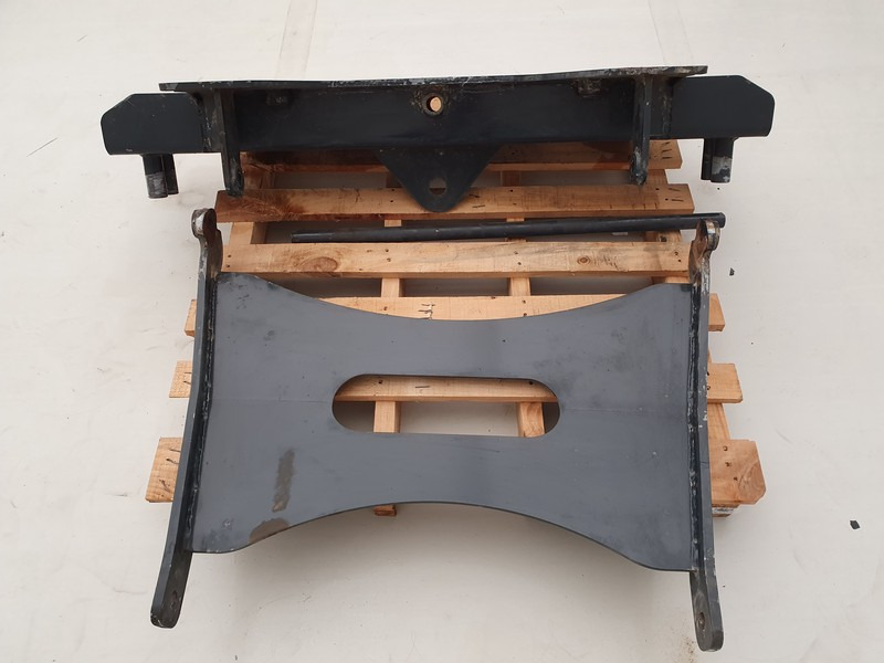 Scania G-Serie DIN-plaat DIN-plaat SCANIA G-Serie Bumper zout strooimachine - قطع غيار: صورة 4 Scania G-Serie DIN-plaat DIN-plaat SCANIA G-Serie Bumper zout strooimachine - قطع غيار: صورة 4