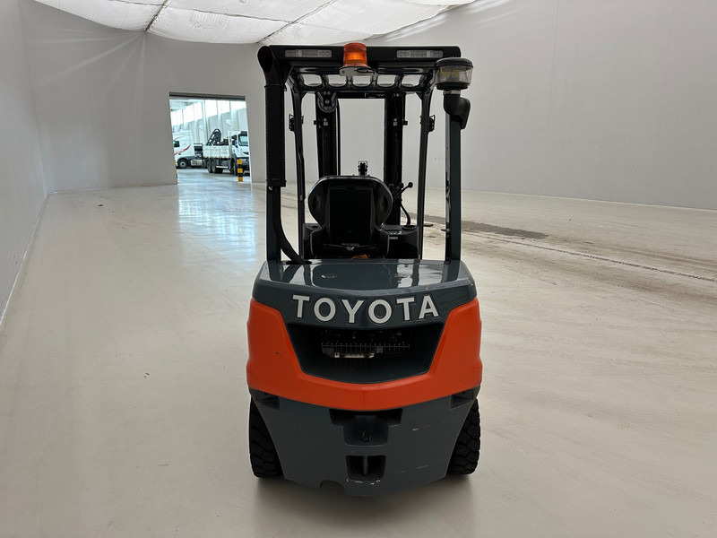 Toyota 2022 Tonero 25 - رافعة شوكية ديزل: صورة 3 Toyota 2022 Tonero 25 - رافعة شوكية ديزل: صورة 3