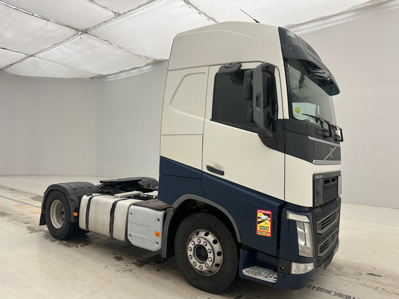 Volvo FH 420 Globetrotter - ADR - وحدة جر: صورة 3 Volvo FH 420 Globetrotter - ADR - وحدة جر: صورة 3