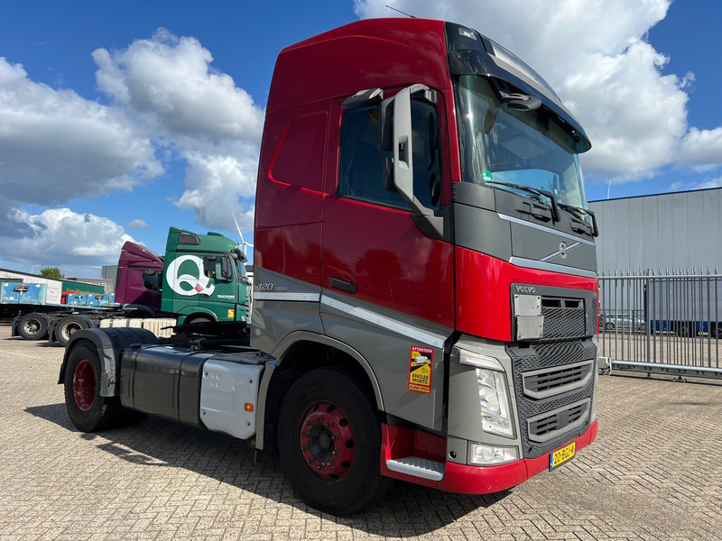 Volvo FH13.420 Globetrotter - ADR - وحدة جر: صورة 3 Volvo FH13.420 Globetrotter - ADR - وحدة جر: صورة 3