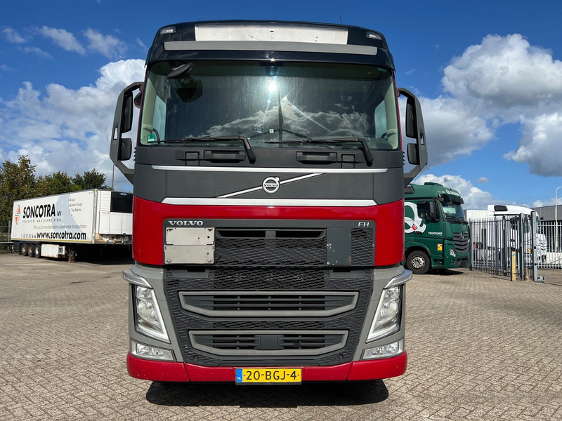 Volvo FH13.420 Globetrotter - ADR - وحدة جر: صورة 2 Volvo FH13.420 Globetrotter - ADR - وحدة جر: صورة 2