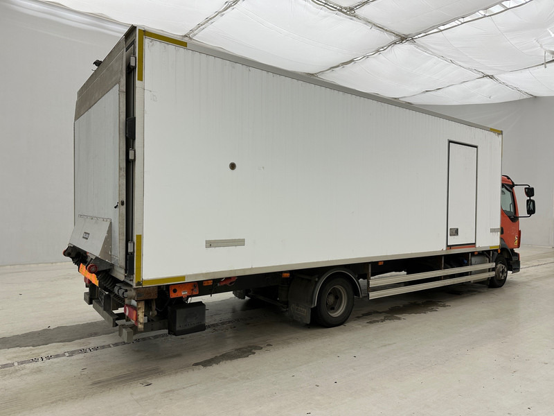 Volvo FL 210 - شاحنة الفريزر: صورة 4 Volvo FL 210 - شاحنة الفريزر: صورة 4