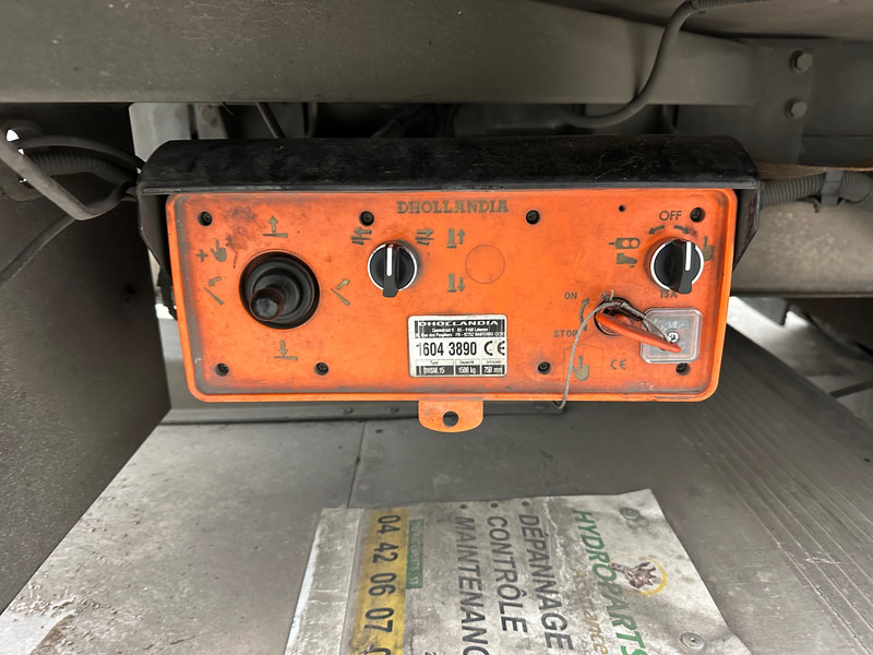 Volvo FL 210 - شاحنة الفريزر: صورة 5 Volvo FL 210 - شاحنة الفريزر: صورة 5