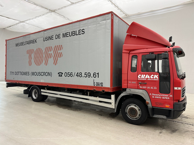 Volvo FL 220 - شاحنة مقفلة: صورة 3 Volvo FL 220 - شاحنة مقفلة: صورة 3