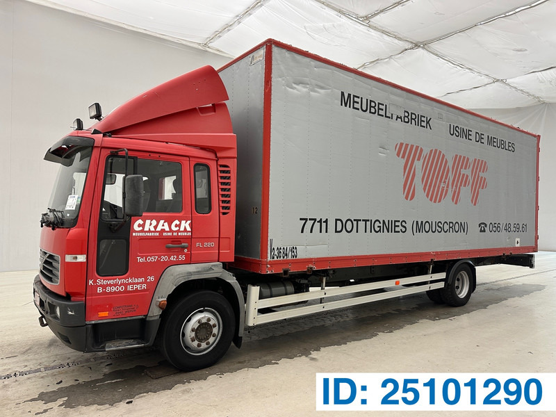 Volvo FL 220 - شاحنة مقفلة: صورة 1 Volvo FL 220 - شاحنة مقفلة: صورة 1