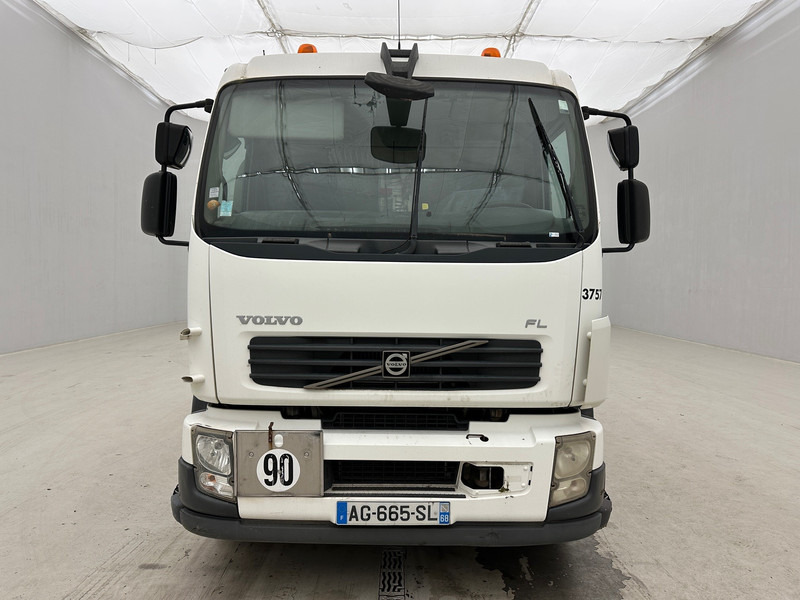 Volvo FL 290 - شاحنة صهريج: صورة 2 Volvo FL 290 - شاحنة صهريج: صورة 2
