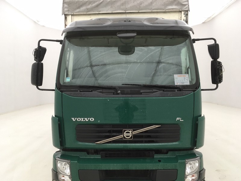 Volvo FL Volvo FL - الكابينة والداخلية: صورة 3 Volvo FL Volvo FL - الكابينة والداخلية: صورة 3