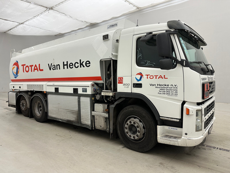 Volvo FM 300 - 6x2 - شاحنة صهريج: صورة 3 Volvo FM 300 - 6x2 - شاحنة صهريج: صورة 3