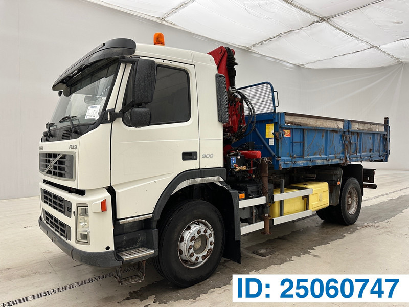 Volvo FM 300* - شاحنة قلاب, شاحنة كرين: صورة 1 Volvo FM 300* - شاحنة قلاب, شاحنة كرين: صورة 1