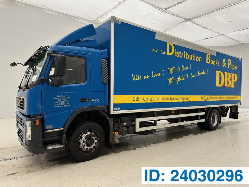Volvo FM 300 - شاحنة مقفلة: صورة 1 Volvo FM 300 - شاحنة مقفلة: صورة 1
