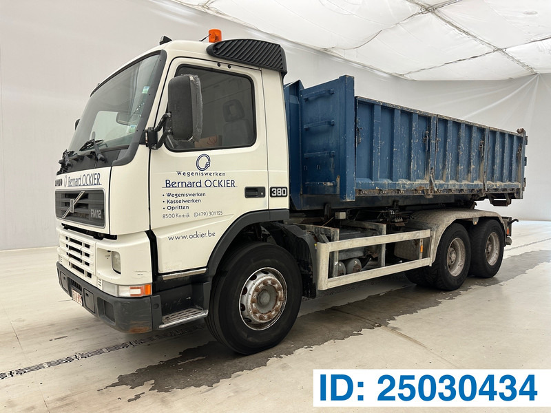 Volvo FM12.380 - 6x4 - شاحنة ذات خطاف: صورة 1 Volvo FM12.380 - 6x4 - شاحنة ذات خطاف: صورة 1