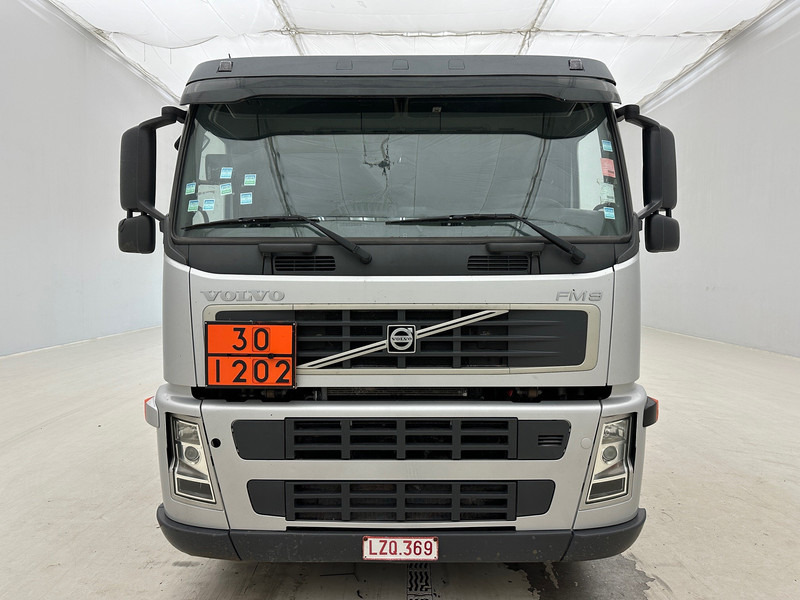 Volvo FM9.260 - شاحنة صهريج: صورة 2 Volvo FM9.260 - شاحنة صهريج: صورة 2