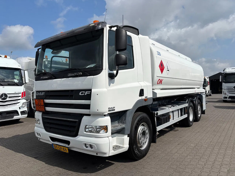 DAF CF 85.360 6X2 Euro 5 21300 Liter Fueltank - شاحنة صهريج: صورة 1 DAF CF 85.360 6X2 Euro 5 21300 Liter Fueltank - شاحنة صهريج: صورة 1