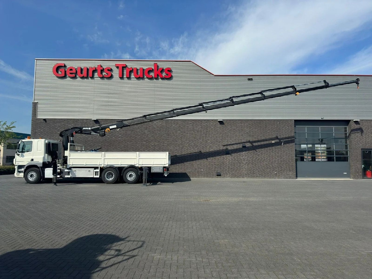 DAF CF 330 6X2 MKG HLK 341 SHP A8 KRAAN/KRAN/CANE/GR - شاحنة كرين: صورة 4 DAF CF 330 6X2 MKG HLK 341 SHP A8 KRAAN/KRAN/CANE/GR - شاحنة كرين: صورة 4