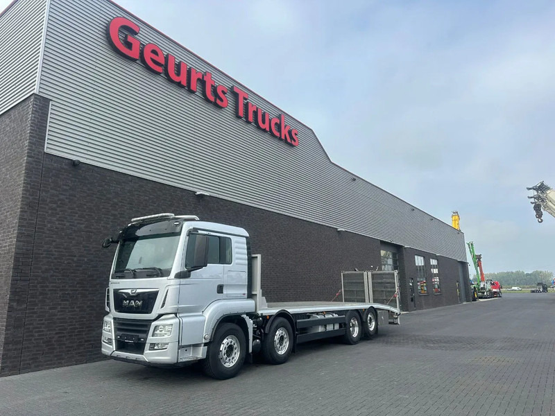 MAN TGS 35.470 8X2 OPRIJWAGEN/MACHINE TRANSPORTER/PLATEAU/N - شاحنة نقل سيارات شاحنة: صورة 2 MAN TGS 35.470 8X2 OPRIJWAGEN/MACHINE TRANSPORTER/PLATEAU/N - شاحنة نقل سيارات شاحنة: صورة 2