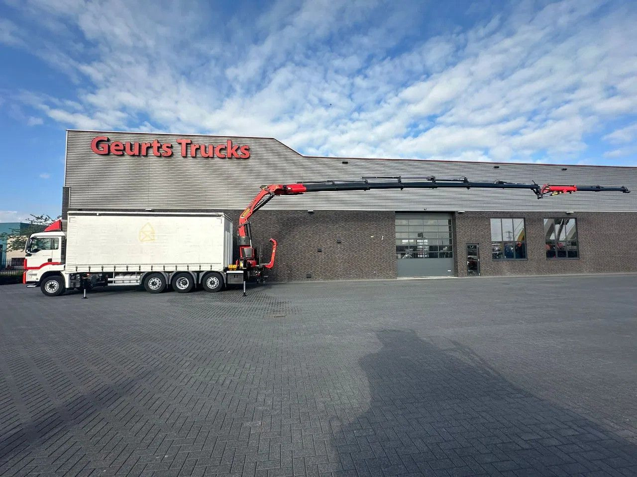 MAN TGS 35.470 8X2 SCHUIFZEIL MET PALFINGER PK37.002 - شاحنة كرين: صورة 3 MAN TGS 35.470 8X2 SCHUIFZEIL MET PALFINGER PK37.002 - شاحنة كرين: صورة 3