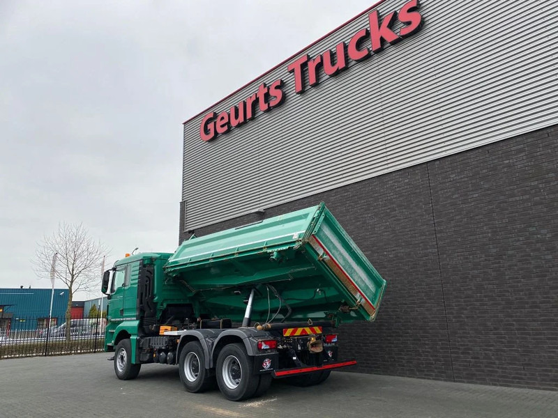 MAN TGX 26.560 6X4 BB + 3 ZIJDIGE KIPPER/TIPPER BORD MATIC - شاحنة قلاب: صورة 5 MAN TGX 26.560 6X4 BB + 3 ZIJDIGE KIPPER/TIPPER BORD MATIC - شاحنة قلاب: صورة 5