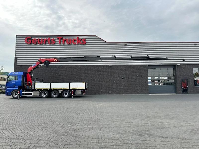 MAN TGX 33.560 8X4 TRIDEM + HMF 4020-K8 KRAAN/KRAN/CRANE/GRUA - شاحنة كرين: صورة 1 MAN TGX 33.560 8X4 TRIDEM + HMF 4020-K8 KRAAN/KRAN/CRANE/GRUA - شاحنة كرين: صورة 1