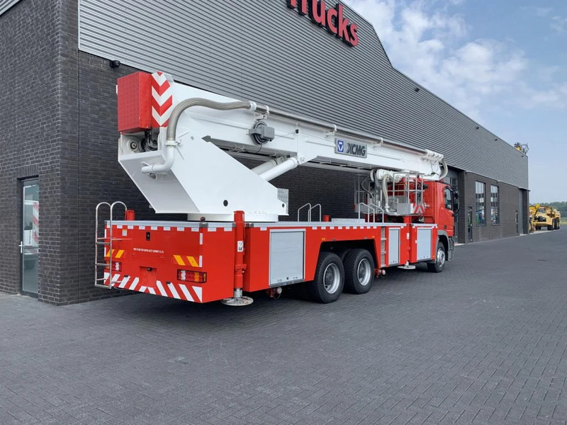 Mercedes-Benz Actros 3332 6X4 XCMG DG53C FIRE FIGTHING PLATFORM 53 METER - شاحنة: صورة 5 Mercedes-Benz Actros 3332 6X4 XCMG DG53C FIRE FIGTHING PLATFORM 53 METER - شاحنة: صورة 5