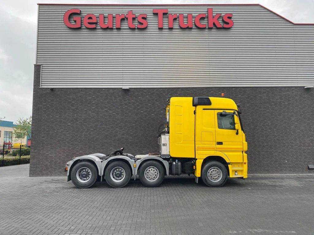 Mercedes-Benz Actros 4165 V8 8X4 SLT TITAN HEAVY DUTY TRACTOR - وحدة جر: صورة 4 Mercedes-Benz Actros 4165 V8 8X4 SLT TITAN HEAVY DUTY TRACTOR - وحدة جر: صورة 4