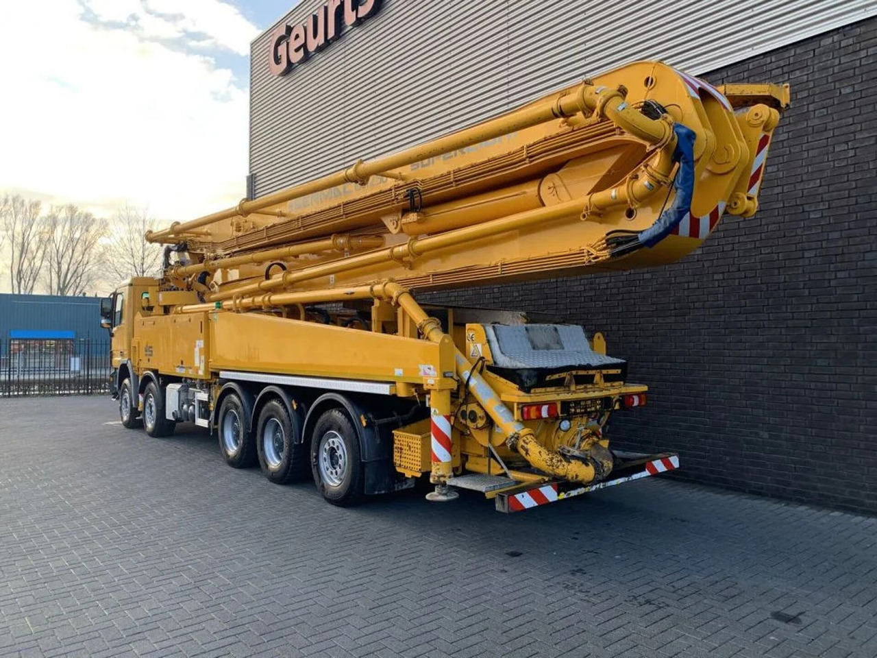 Mercedes-Benz Actros 5041 10X4 + SERMAC 6 RZ 56 METER CONCRETE - مضخة خرسانة: صورة 3 Mercedes-Benz Actros 5041 10X4 + SERMAC 6 RZ 56 METER CONCRETE - مضخة خرسانة: صورة 3