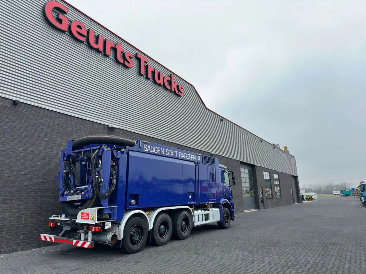 Mercedes-Benz Arocs 3251 8X4 RSP ESE 6 RD 8000 SAUGBAGGER/SUCT - شاحنة الشفط: صورة 5 Mercedes-Benz Arocs 3251 8X4 RSP ESE 6 RD 8000 SAUGBAGGER/SUCT - شاحنة الشفط: صورة 5