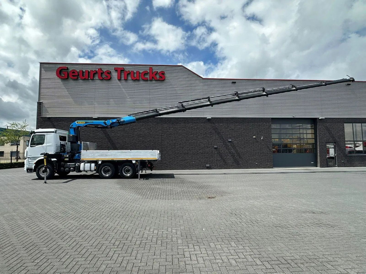 Mercedes-Benz Arocs 3351 963-2-E 6X4 KIPPER / TIPPER + PALFING - شاحنة كرين: صورة 5 Mercedes-Benz Arocs 3351 963-2-E 6X4 KIPPER / TIPPER + PALFING - شاحنة كرين: صورة 5