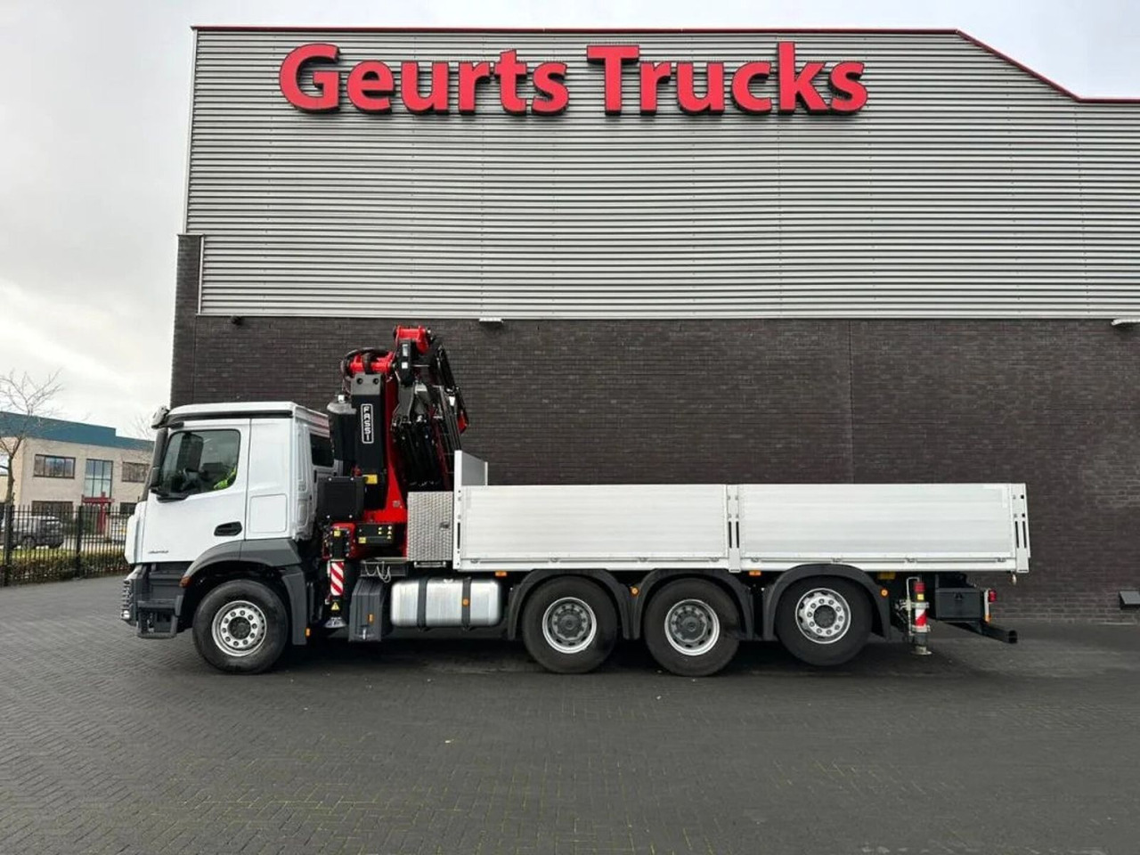 شاحنة كرين Mercedes-Benz Arocs 3646 L 8X4 + FASSI F545RA.2.26 XE-DYNAMIC: صورة 9