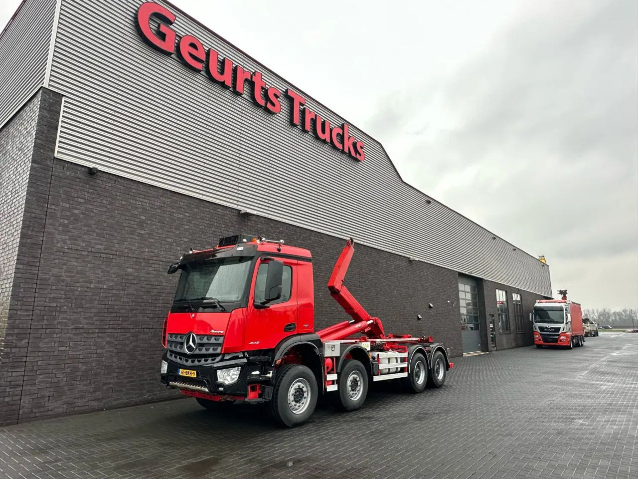 Mercedes-Benz Arocs 8X4 VDL S-30-6600 HAAKARMSYSTEEM/ABROLLKIP - شاحنة ذات خطاف: صورة 2 Mercedes-Benz Arocs 8X4 VDL S-30-6600 HAAKARMSYSTEEM/ABROLLKIP - شاحنة ذات خطاف: صورة 2