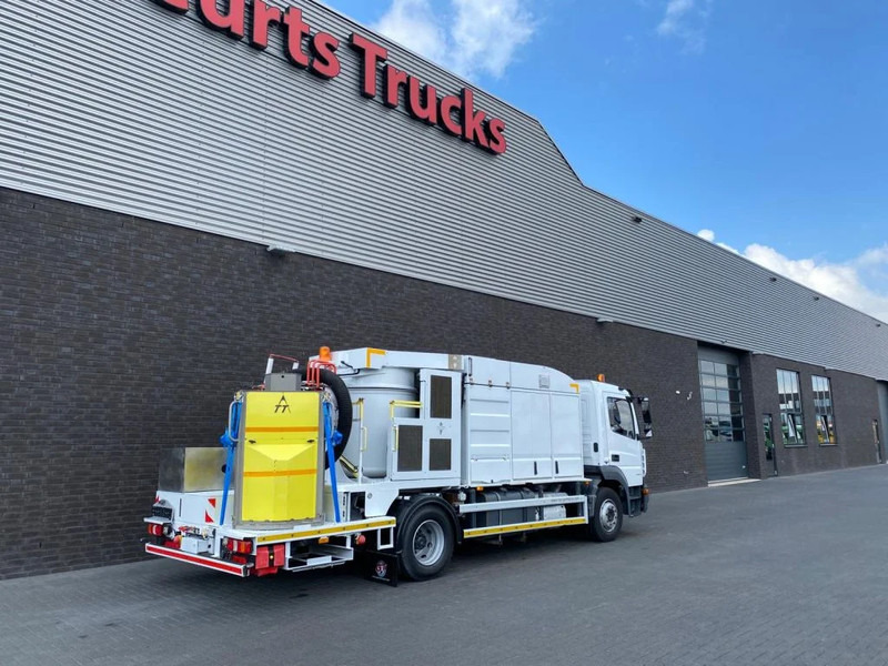 Mercedes-Benz Atego 1324 4X2 RHD + RSP ESE 13/H SAUGBAGGER/SUCTIONEXCAVATOR/GRONDZUIGER - شاحنة الشفط: صورة 5 Mercedes-Benz Atego 1324 4X2 RHD + RSP ESE 13/H SAUGBAGGER/SUCTIONEXCAVATOR/GRONDZUIGER - شاحنة الشفط: صورة 5