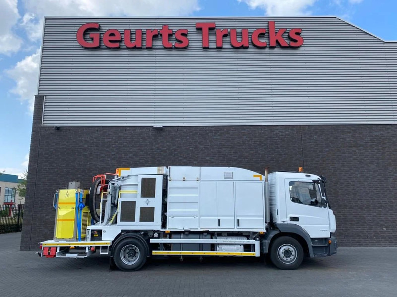 Mercedes-Benz Atego 1324 4X2 RHD + RSP ESE 13/H SAUGBAGGER/SUCTIONEXCAVATOR/GRONDZUIGER - شاحنة الشفط: صورة 4 Mercedes-Benz Atego 1324 4X2 RHD + RSP ESE 13/H SAUGBAGGER/SUCTIONEXCAVATOR/GRONDZUIGER - شاحنة الشفط: صورة 4