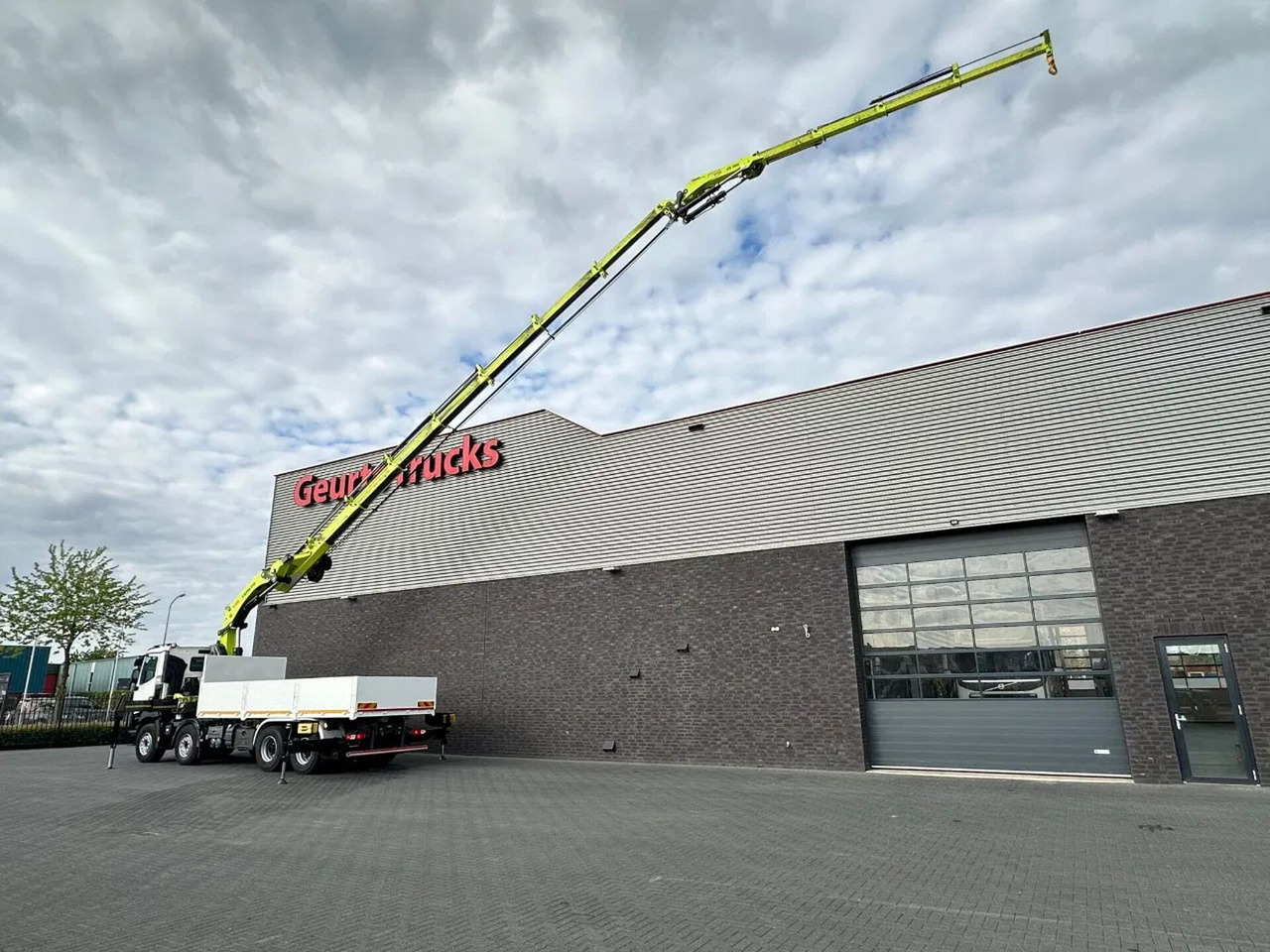 Renault C460 8X4 + HIAB X-HIPRO 548 E-7 MET JIB KRAAN / - شاحنة كرين: صورة 3 Renault C460 8X4 + HIAB X-HIPRO 548 E-7 MET JIB KRAAN / - شاحنة كرين: صورة 3